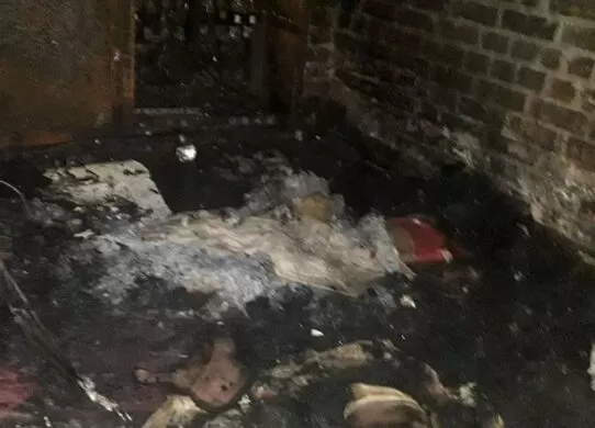 У Бердичеві через необережне паління загорівся багатоповерховий будинок