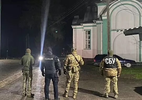 СБУ проводить рейди на дев'яти об'єктах Української православної церкви