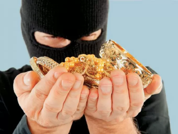 Мешканців Житомира попереджують про шахраїв