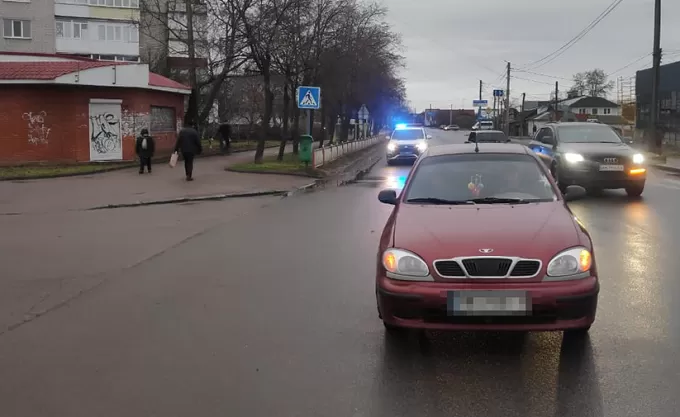 На Житомирщині водій авто наїхав на пішохода