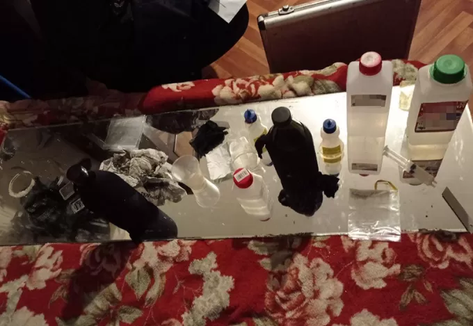 У Житомирі в квартирі виробляли наркотичні речовини