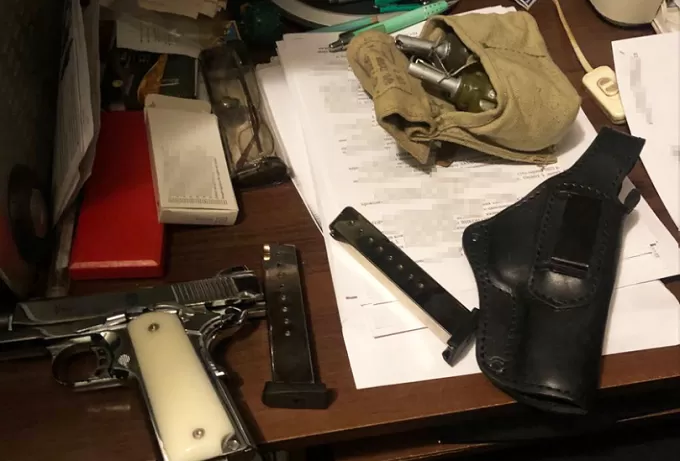 У мешканця Житомирщини вилучили зброю та боєприпаси