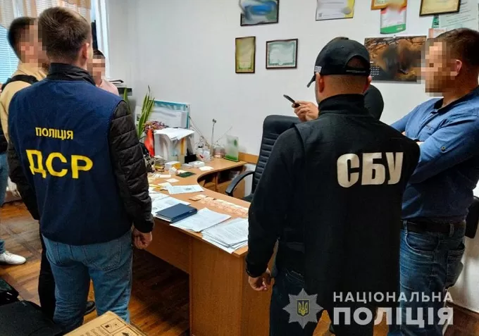 За хабар декану житомирського університету загрожує до 10 років позбавлення волі