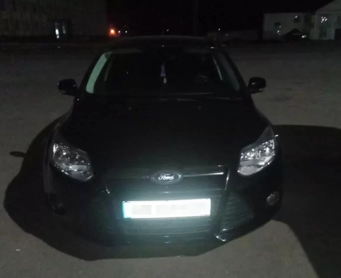 На Житомирщині нетверезий чоловік пошкодив авто за відмову відвезти його додому