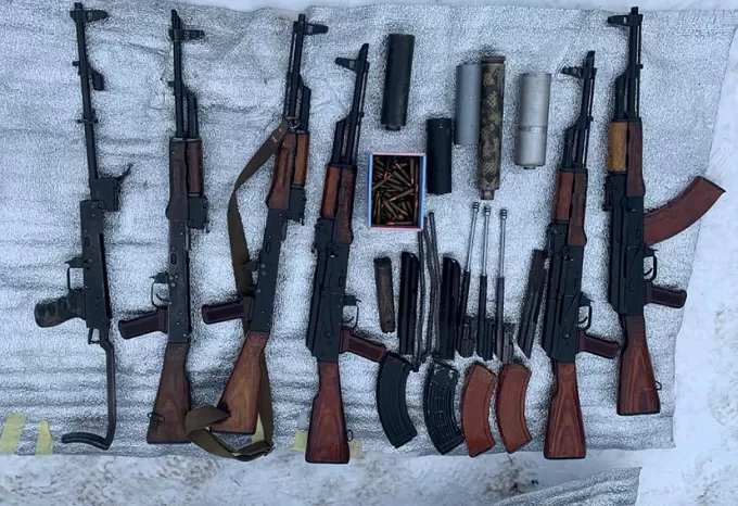 Мешканець Житомирщини тримав удома арсенал зброї