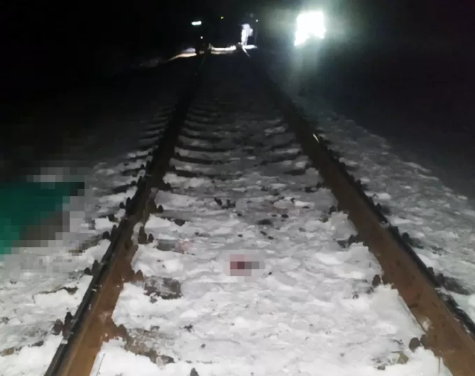 Поліцейські Житомирщини закликають бути обережними на залізниці