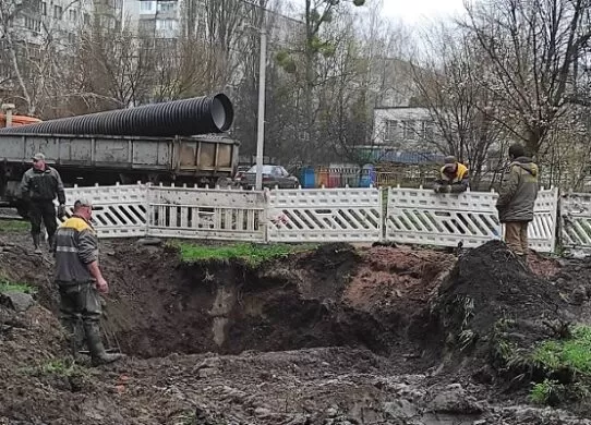 У Житомирі ремонтують колектор