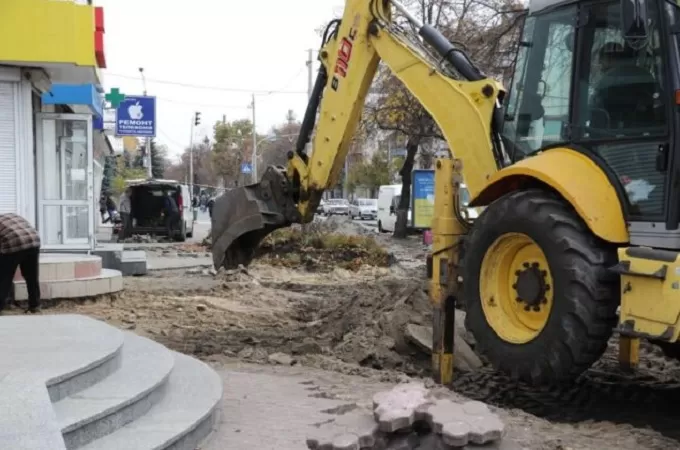 У Житомирі ремонтують тротуари