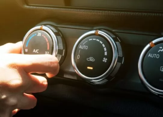 Автомобільний кондиціонер