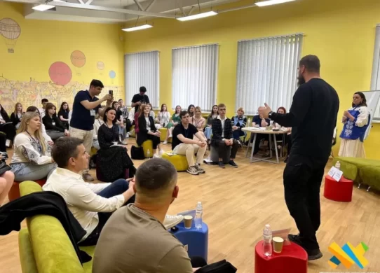 Житомирські старшокласники обговорювали концепцію освітнього простору з міністром освіти та науки