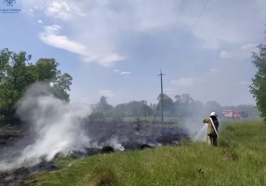 Вночі окупанти поцілили в обʼєкт інфраструктури на Житомирщині