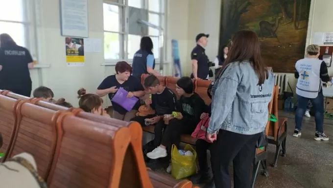 Понад 20 мешканців Донецької області сьогодні евакуювалося до Житомирщини