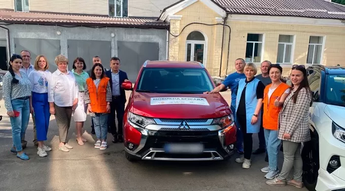 Житомирській мобільної бригади соціально-психологічної допомоги передали авто