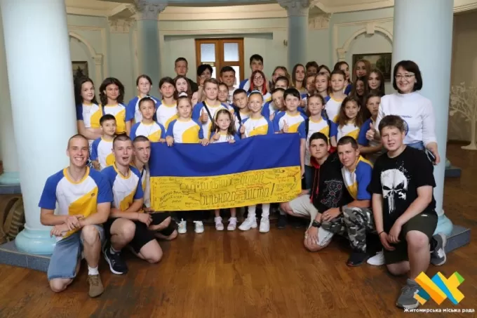 Маленькі житомиряни повернулися з Буковелі, де вони відпочивали