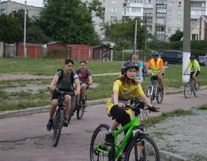 У Житомирі пройшла велошкола з безпеки руху для дітей