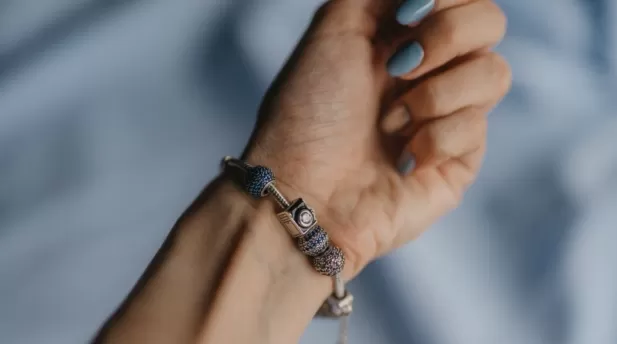 Як вдома очистити браслет зі срібла: головні методи