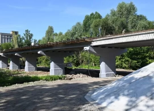 На Житомирщині відбудують міст, зруйнований окупантами в Малині