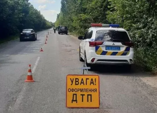 ДТП у Бердичівському районі: 12-річна велосипедистка потрапила під колеса автомобіля