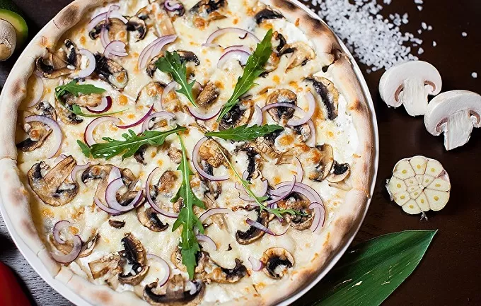 Доставка пиццы на дом: путешествие в мир вкусов