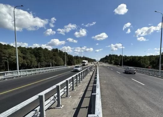 На житомирському мосту через Дубовець відновлено рух транспорту