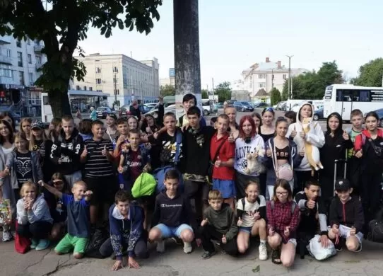 Відпочинок у Карпатах: благодійники організували подорож житомирським дітям-сиротам