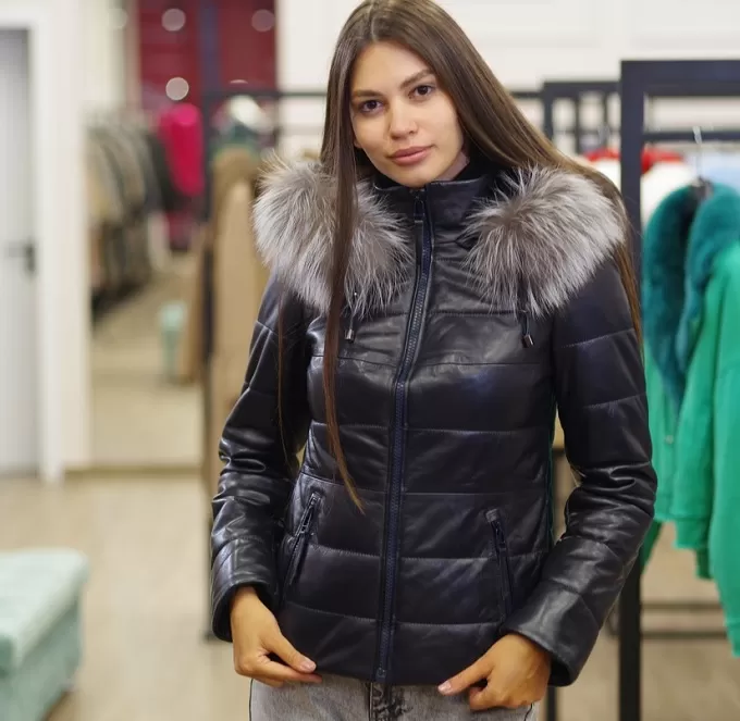 Как выбирать кожаные пуховики женские