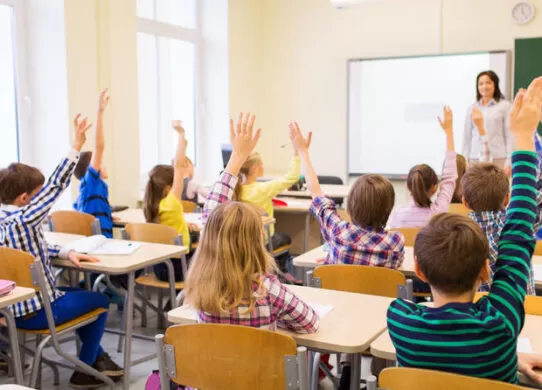 Яким чином у Житомирі ділитимуть класи на групи?