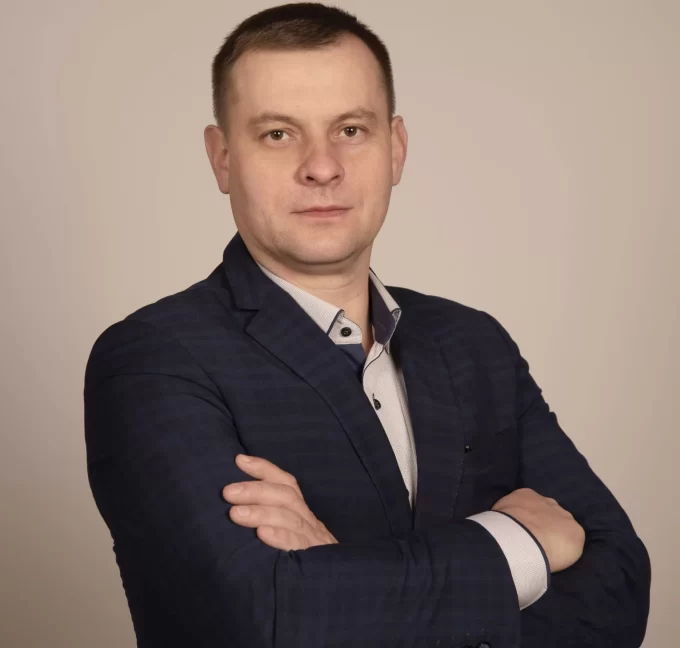 У Житомирі декану, якого судять за хабар, дозволили викладати в університеті