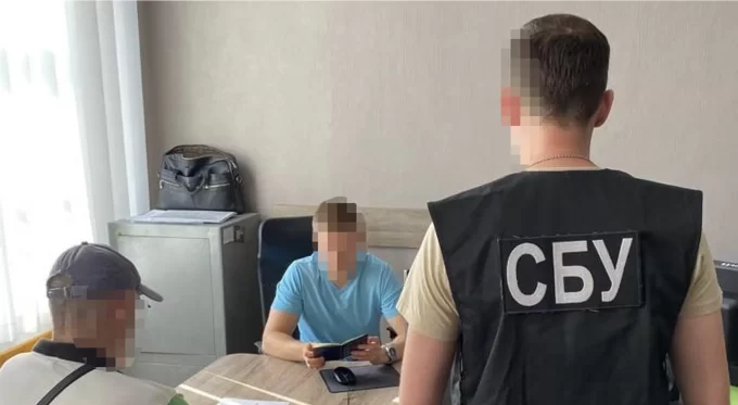 Працівник комунального закладу у Житомирі підтримував збройну агресію рф проти України