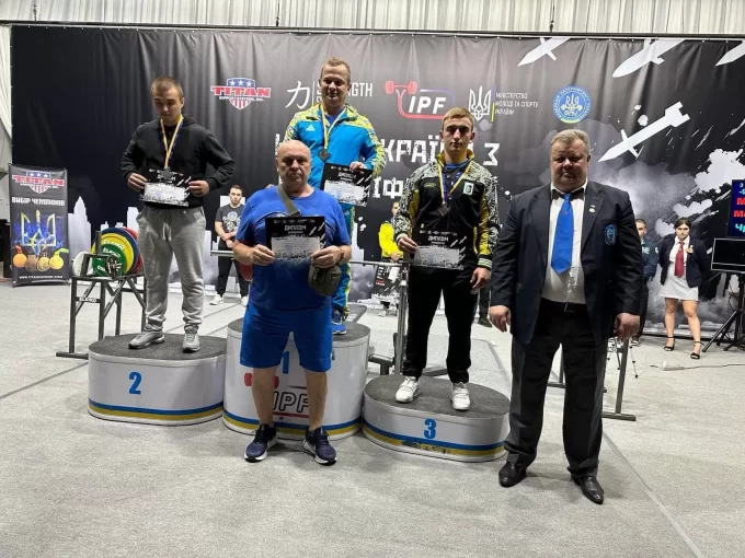 Житомирський пауерліфтер представить Україну на Чемпіонаті світу