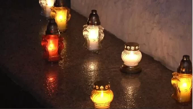 Вся країна зупиниться на хвилину для вшанування памʼяті полеглих захисників