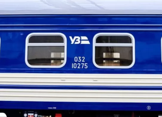 На Житомирщині з рейок зійшли вантажні вагони потягу - деякі маршрути затрималися