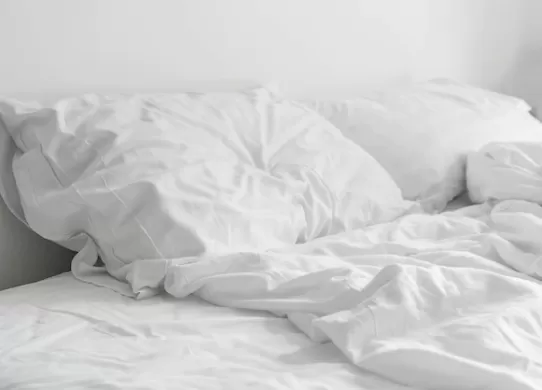 Коли поміняти постільну білизну та правила її прання