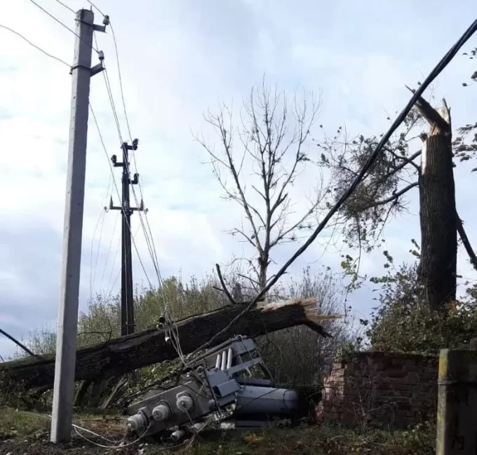 На Житомирщині 92 населених пункти залишаються знеструмленими