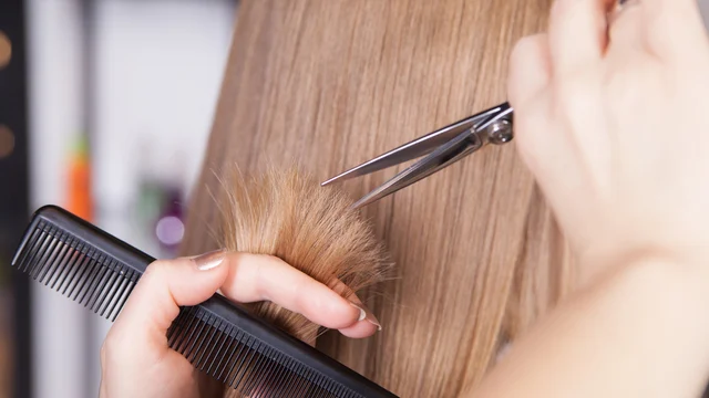 Чи можна вагітним стригти та фарбувати волосся? Народні прикмети і факти