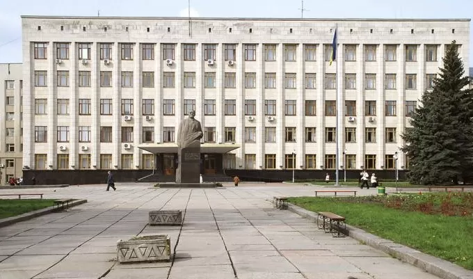 Невідомі повідомили про замінування Житомирської ОДА