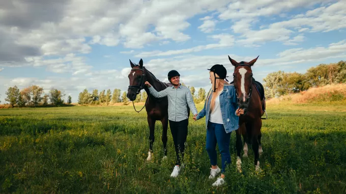 Які подарунки на день народження можна подарувати колезі по роботі?