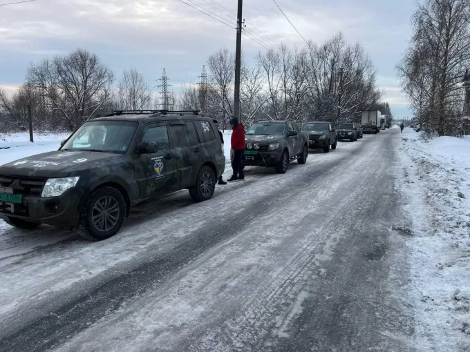 Захисникам з Житомирської області передали 11 евакуаційних машин