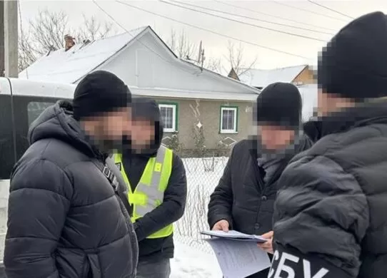 На Житомирщині депутат-рекетир викрадав людей та катуваннями «вибивав» з них гроші