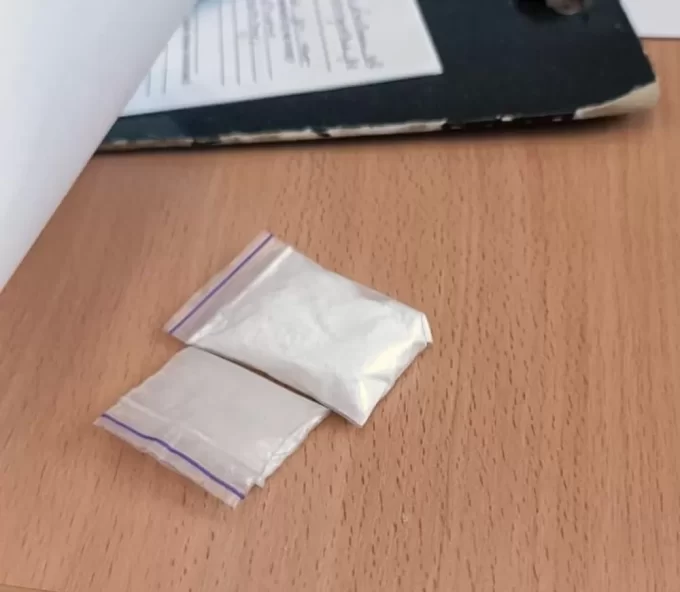 Мешканка Житомирської області принесла до соцслужби психотропи