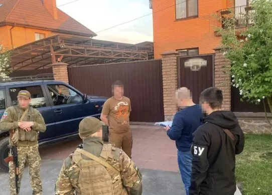 Топпосадовець Держгеокадастру очолював злочинне угруповання та незаконно заволодів землею на Житомирщині