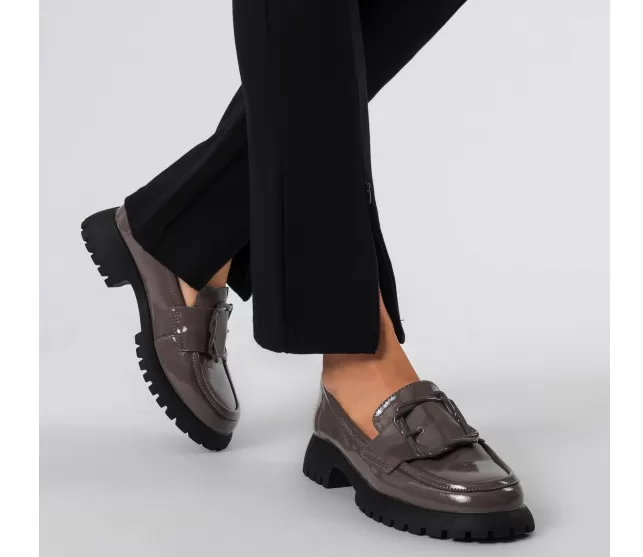 Чарівність та комфорт: жіночі шкіряні туфлі в marigo.in.ua