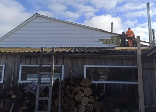 На Житомирщині через коротке замикання ледь не згорів житловий будинок