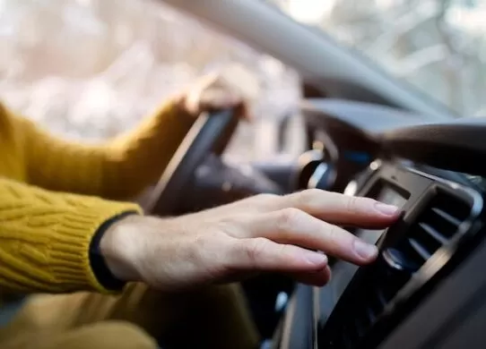 Как выбрать вентилятор и моторчик печки салона в магазине UKR PARTS / Фото: freepik.com