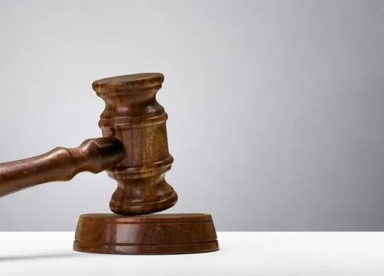 Суд зупинив розгляд справи щодо ексдиректора Бердичівської міської лікарні через мобілізацію