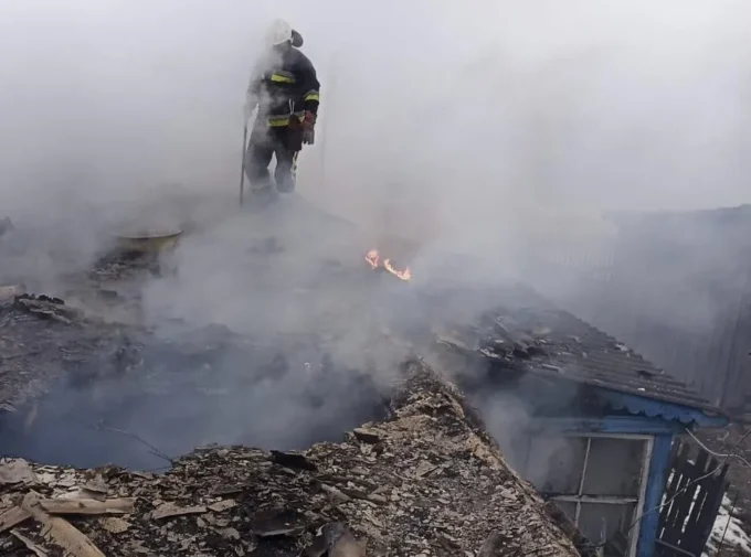 Під час ліквідації пожеж на Житомирщині рятувальники виявили тіла двох пенсіонерів