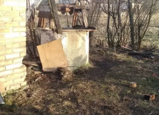 На Житомирщині з глибокого колодязя витягали чоловіка, який провів у крижаній воді близько години