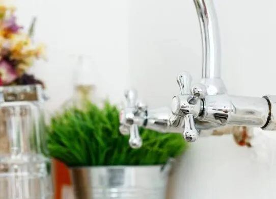 Частина Житомира без води внаслідок робіт на електромережах