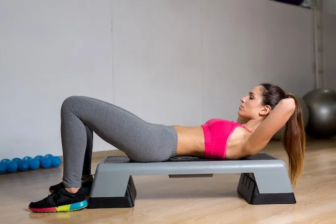 Степ платформа — как выбрать для занятий фитнесом и аэробикой