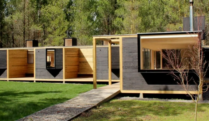 На Житомирщині почали встановлювати перші модульні будинки для ВПО